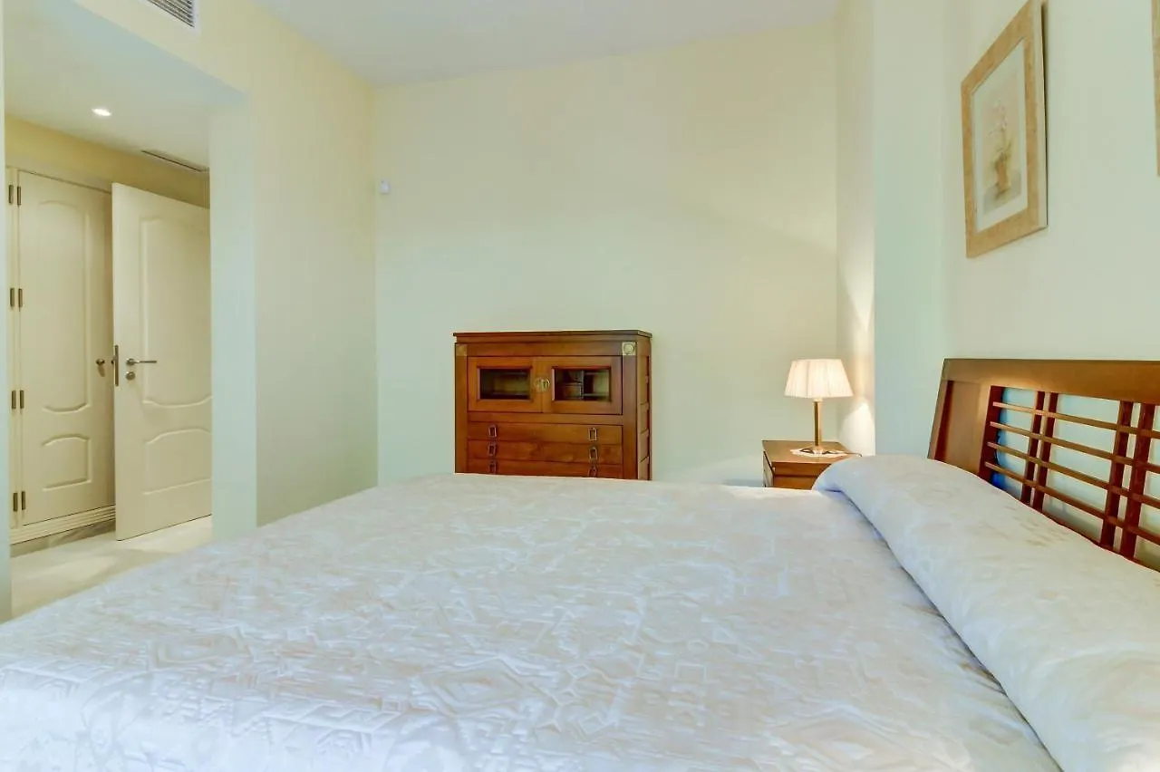Fuente Aloha Apartment By Ghr Rentals