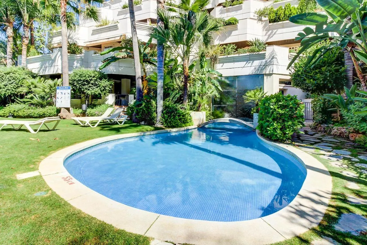 Fuente Aloha Apartment By Ghr Rentals