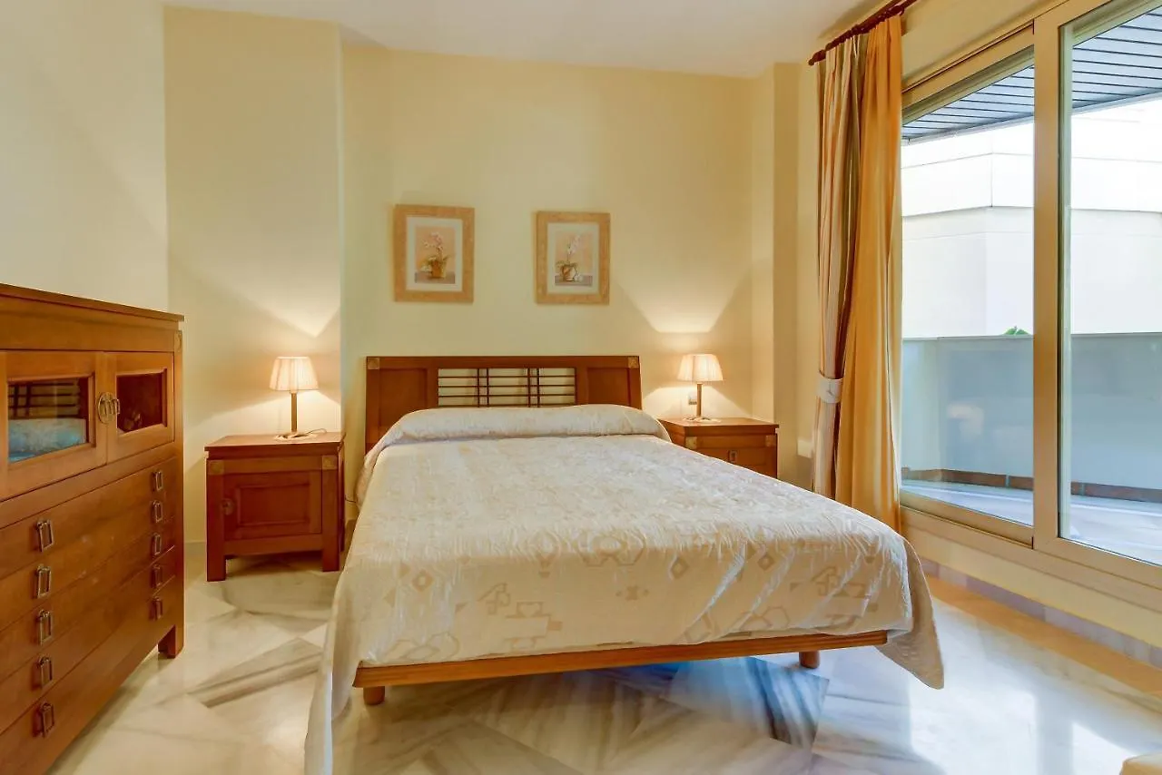 Fuente Aloha Apartment By Ghr Rentals